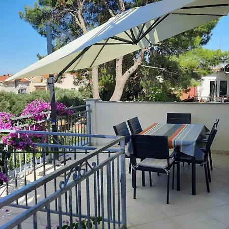 Apartment Tiki Vodice