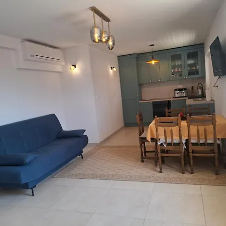 Tiki Vodice